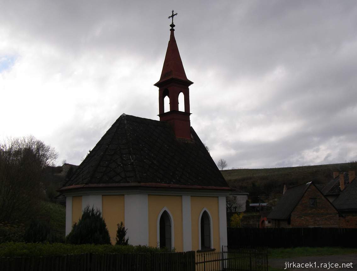 Borušov - kaple Panny Marie - zadní pohled