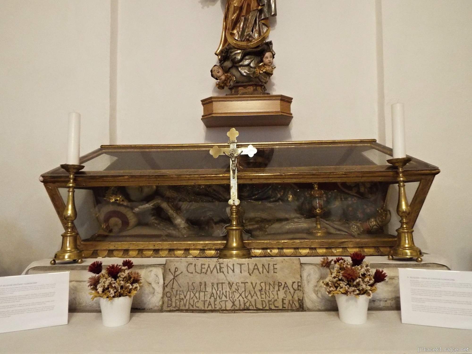C - Brno - Kostel Nalezení sv. Kříže 17 - ostatky sv. Klemenciány