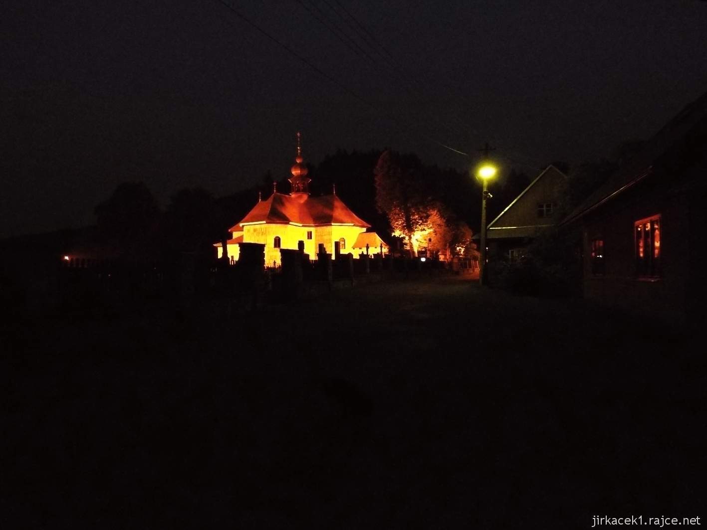 Velké Karlovice - Kostel Panny Marie Sněžné 26 - v noci