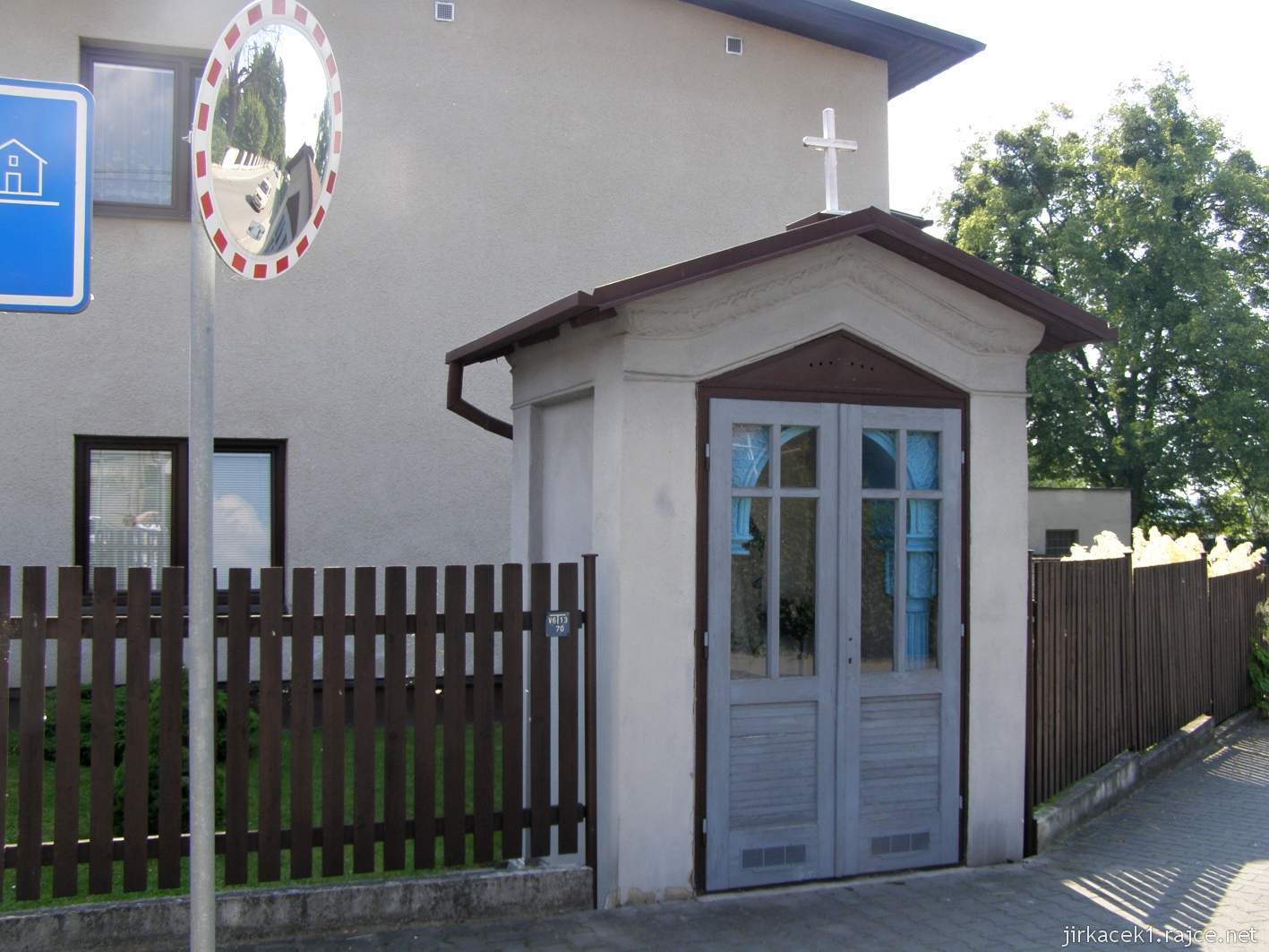 Hlučín - kaple na Dlouhoveské ulici