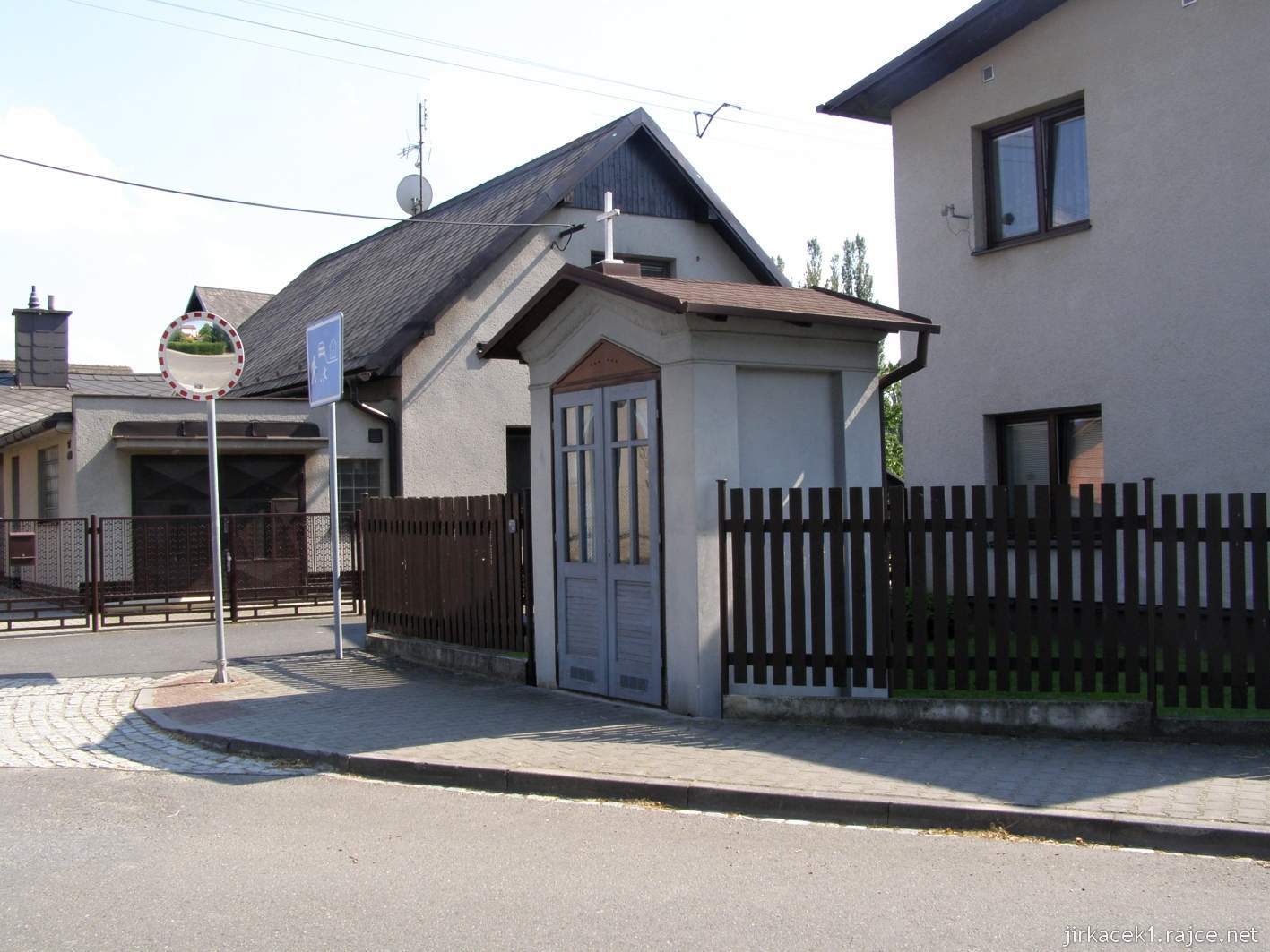 Hlučín - kaple na Dlouhoveské ulici