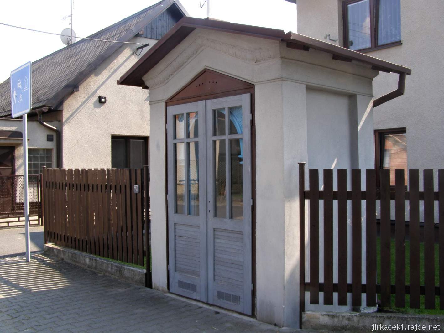 Hlučín - kaple na Dlouhoveské ulici