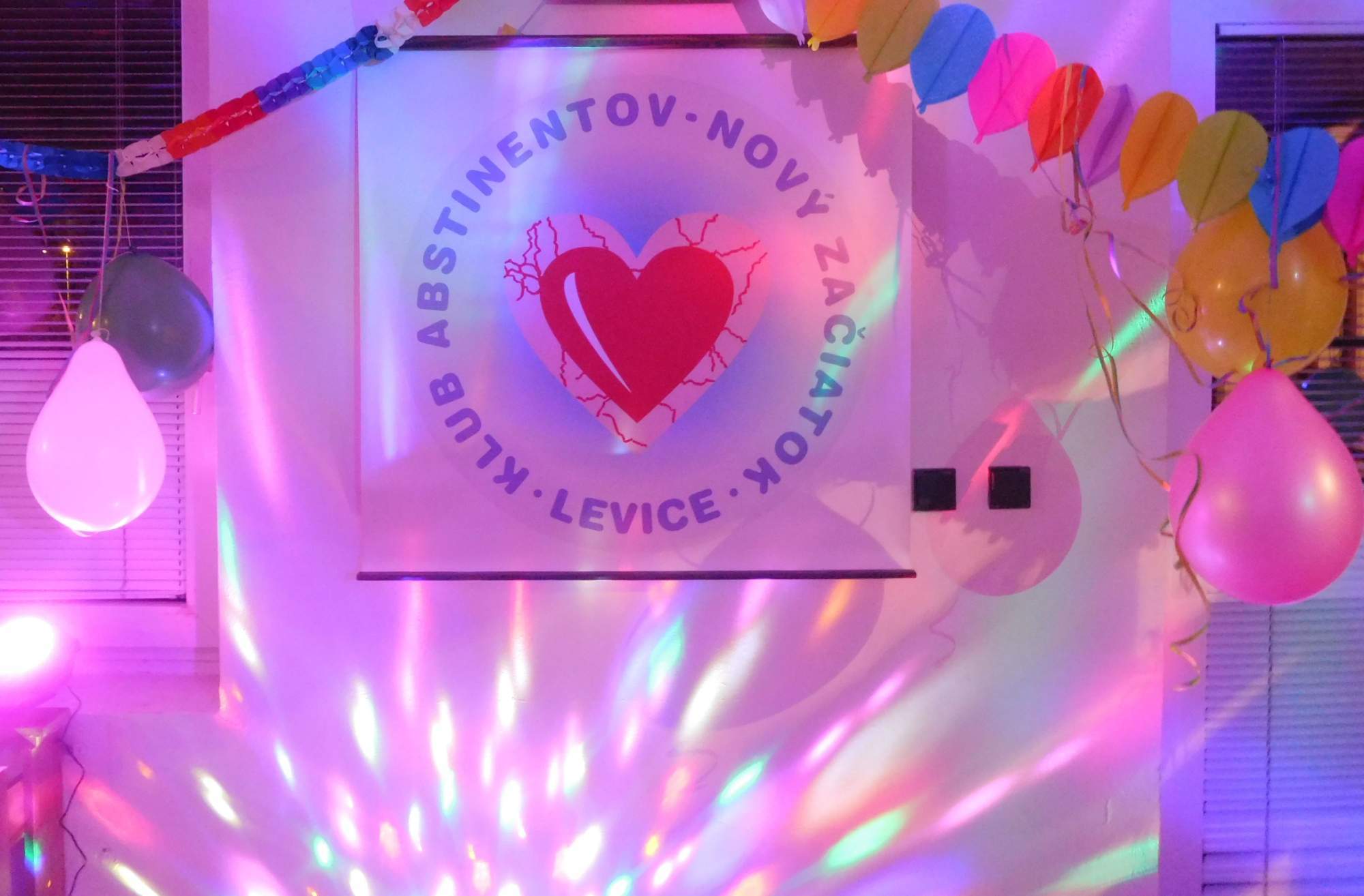 zábava ->> 31. DEC 2019 <<- Levice -