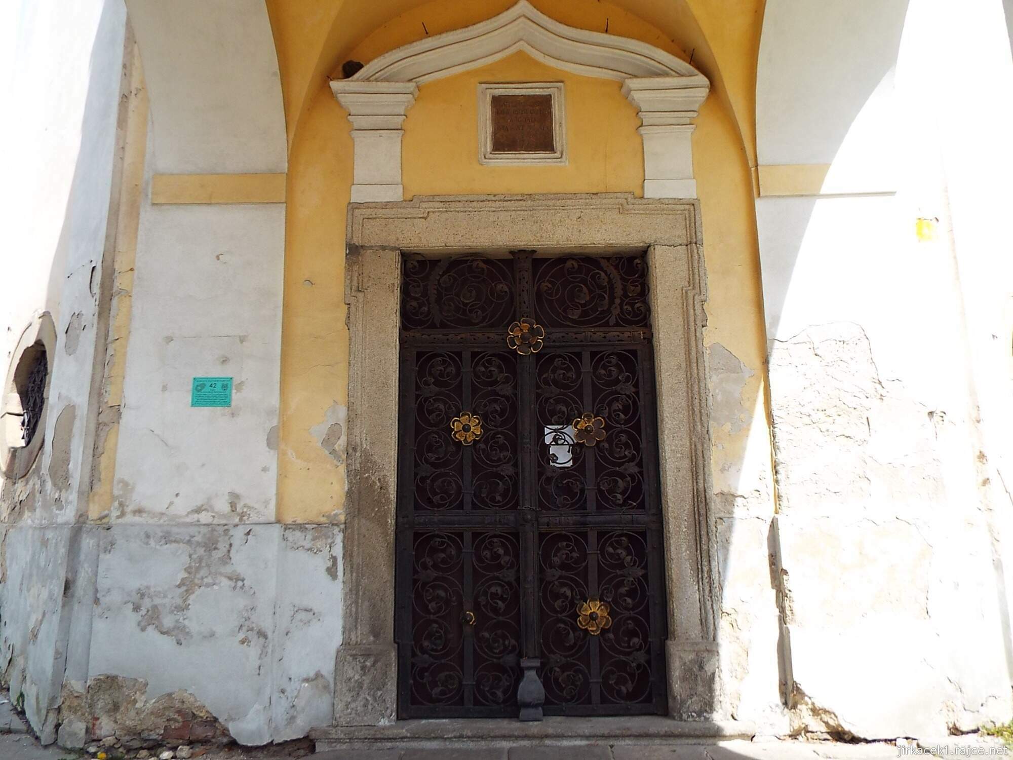 A - Pelhřimov - Kaple Panny Marie Bolestné 11 - vchod