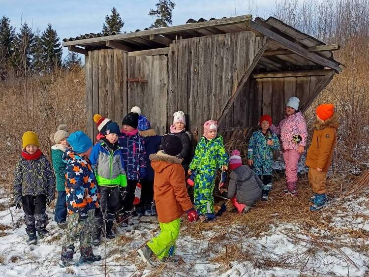 Krmení zvířat v 1. oddělení ŠD