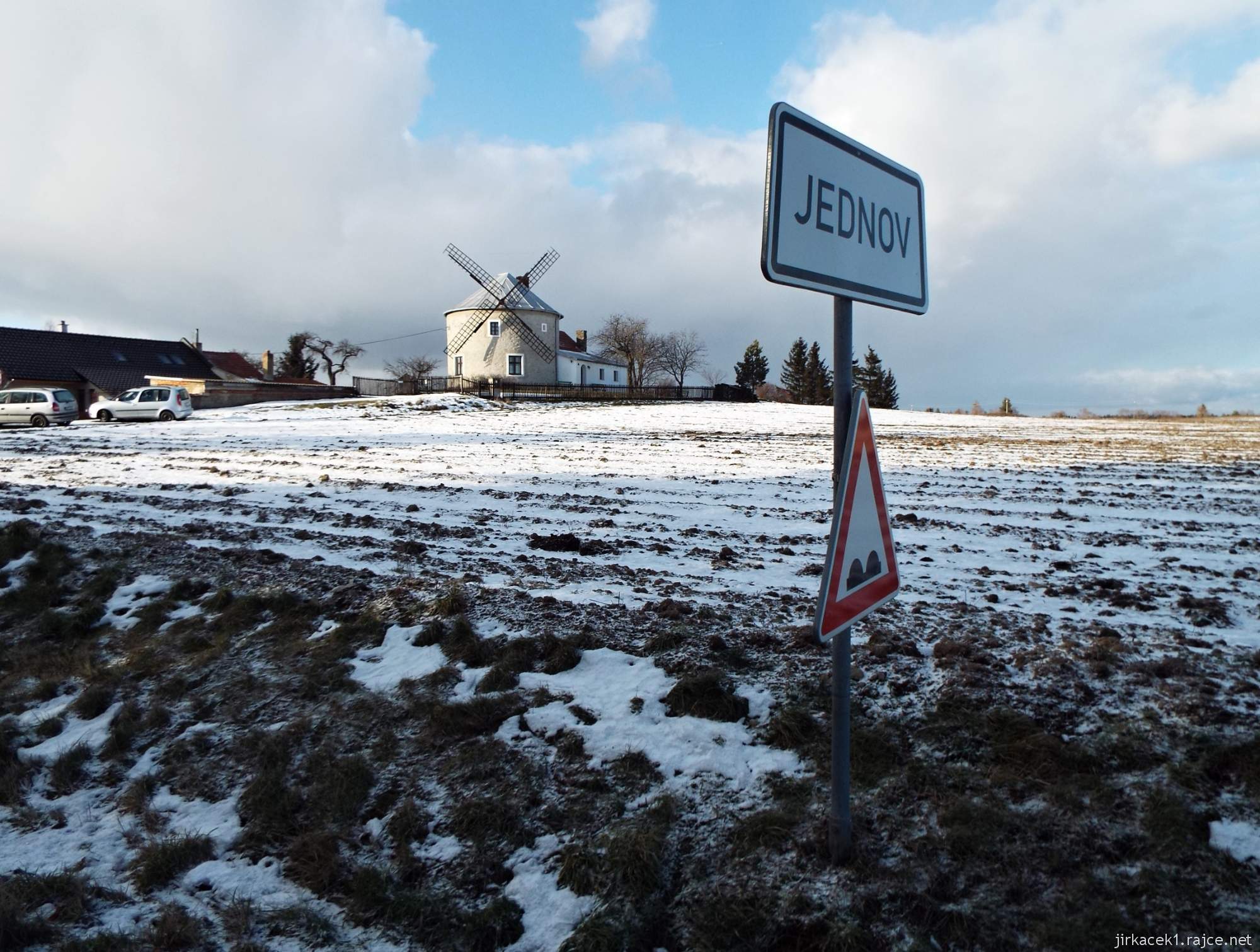 Jednov - větrný mlýn v zimě