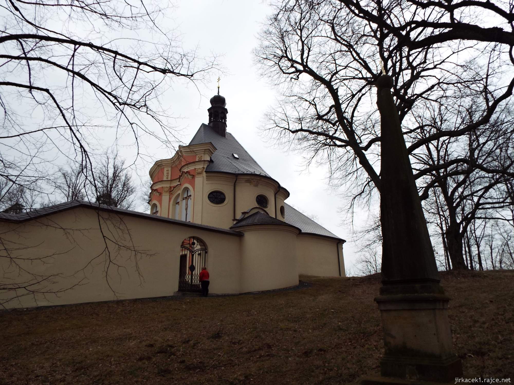 Jaroměřice u Jevíčka - Kalvárie - Kostel Povýšení sv. Kříže a zastavení křížové cesty
