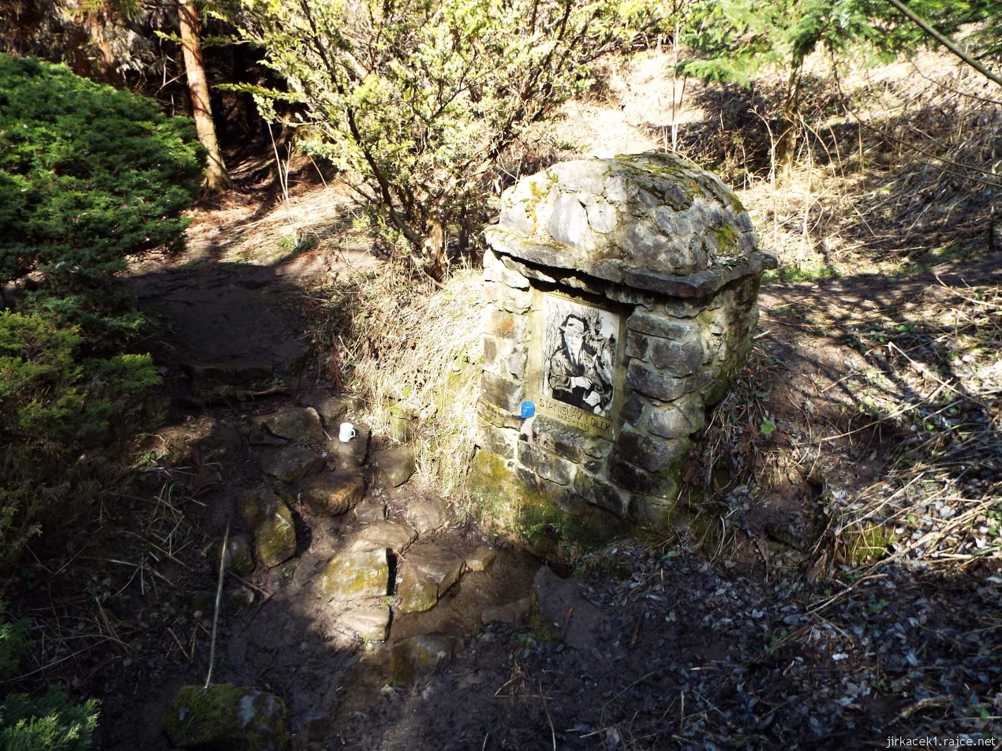 Bílovice nad Svitavou - studánka Stanislava Lolka