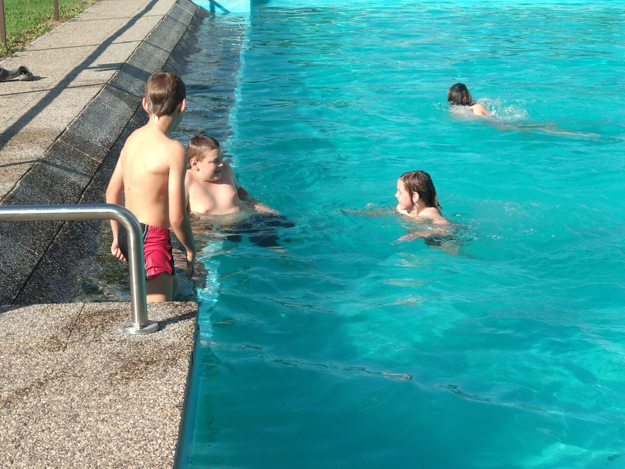 rajce.idnes deti bazenu' Děti v bazénu 2019 – Rodinka – album na Rajčeti