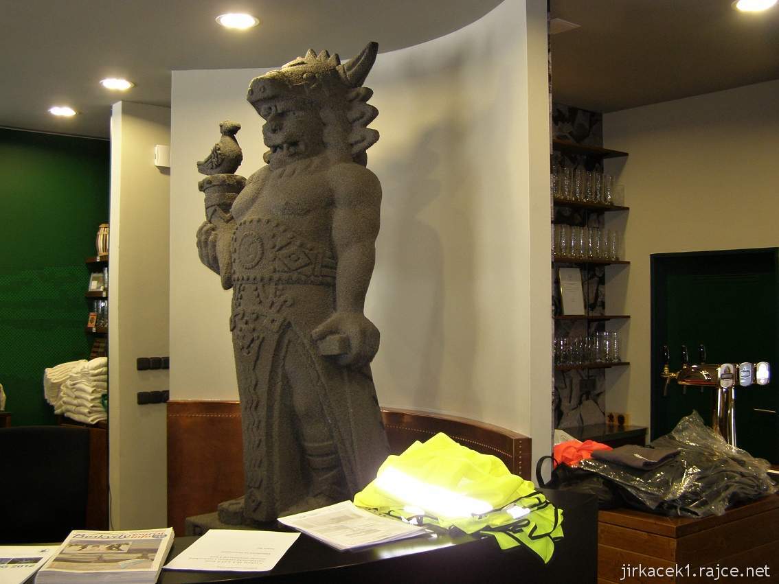 pivovar Radegast 03 - socha Radegasta v návštěvnickém centru