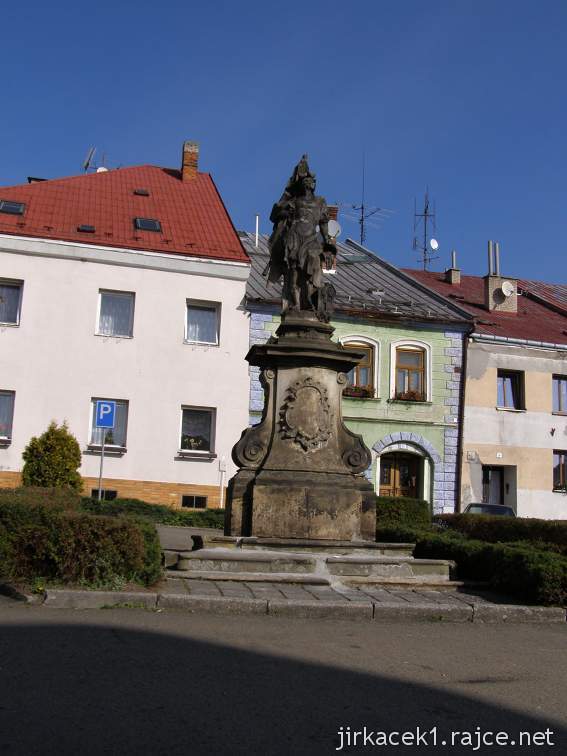 Potštát - Bočkovo náměstí - socha svatého Floriána