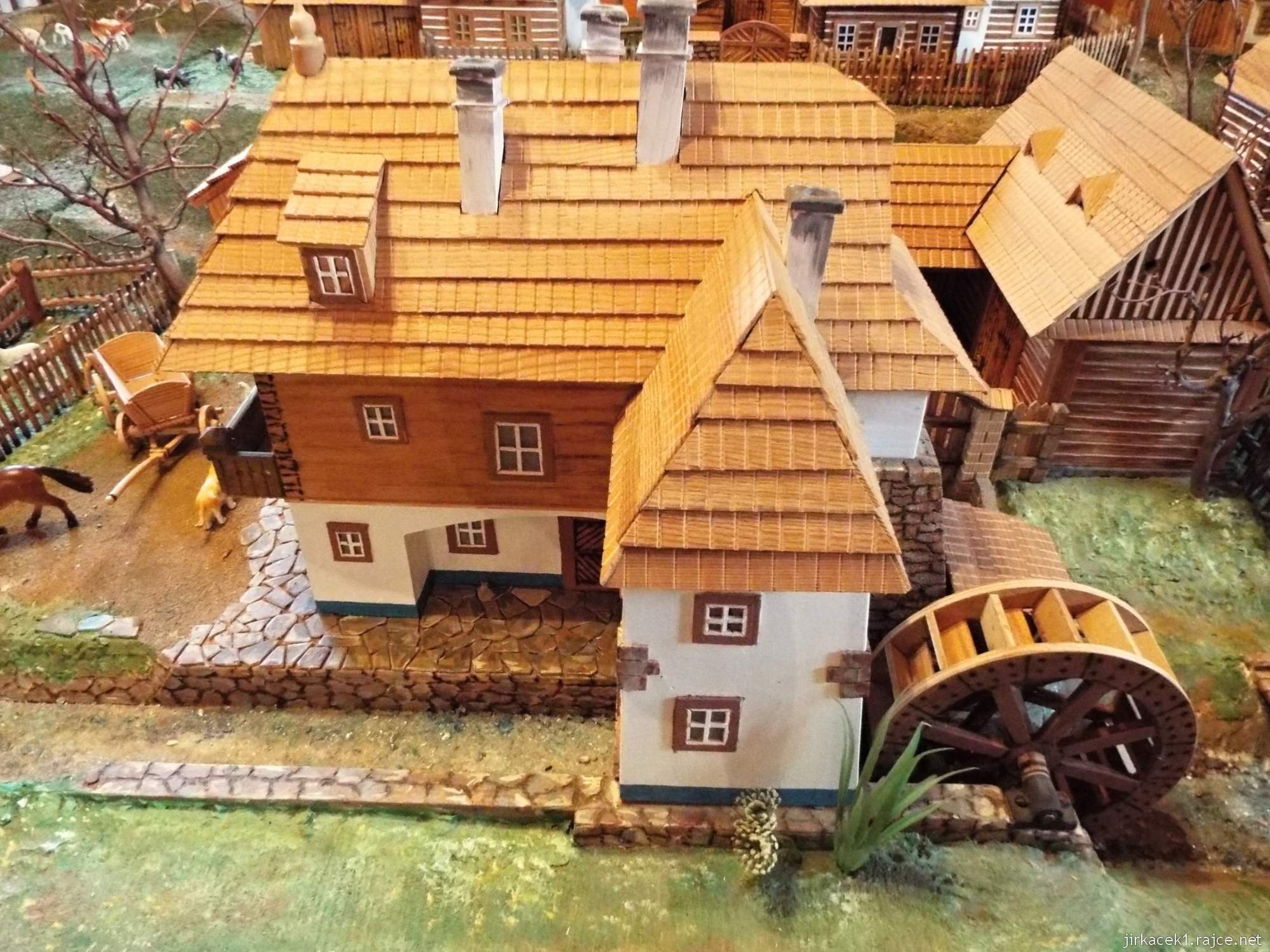 Muzeum Horní Smržov 22 - druhá místnost - model vesnice