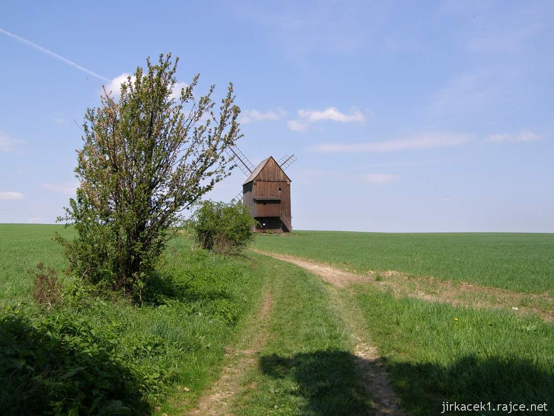 A - větrný mlýn Stará Ves u Bílovce 05
