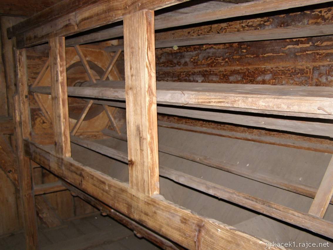 A - větrný mlýn Stará Ves u Bílovce 09 - interiér