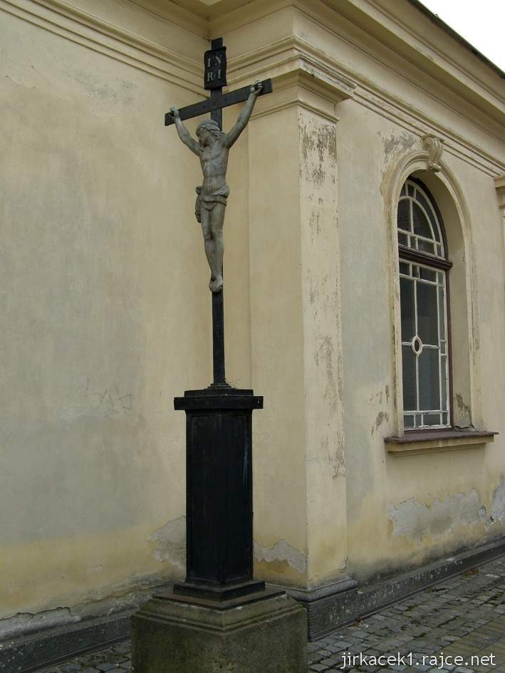 BRNO - kaple sv.Václava - kříž s Kristem u kaple