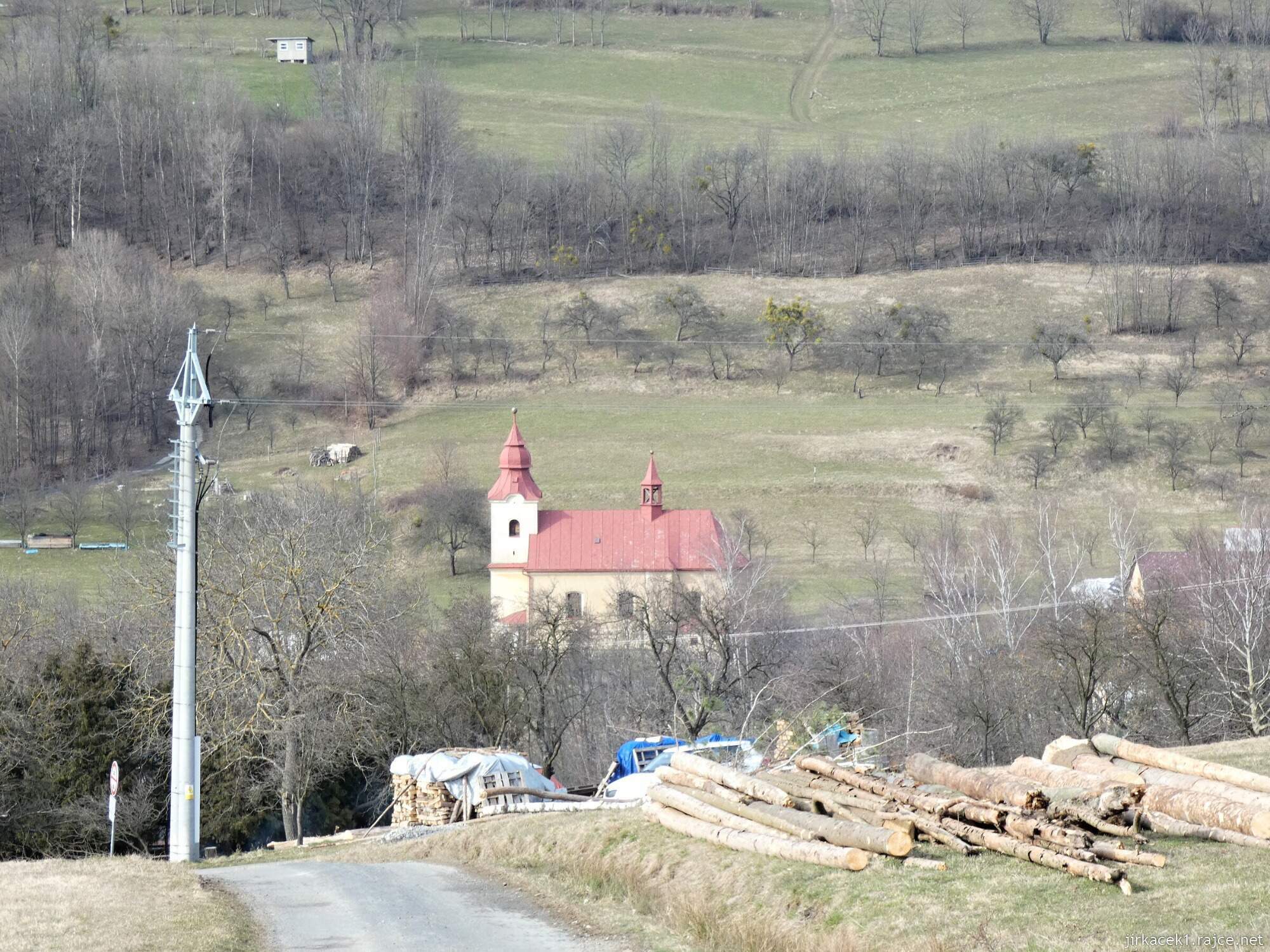 K - Rusava - kostel Povýšení sv. Kříže 001