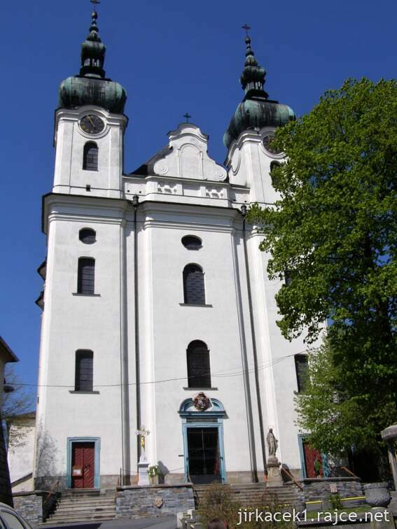Budišov nad Budišovkou - kostel Nanebevzetí Panny Marie v roce 2011